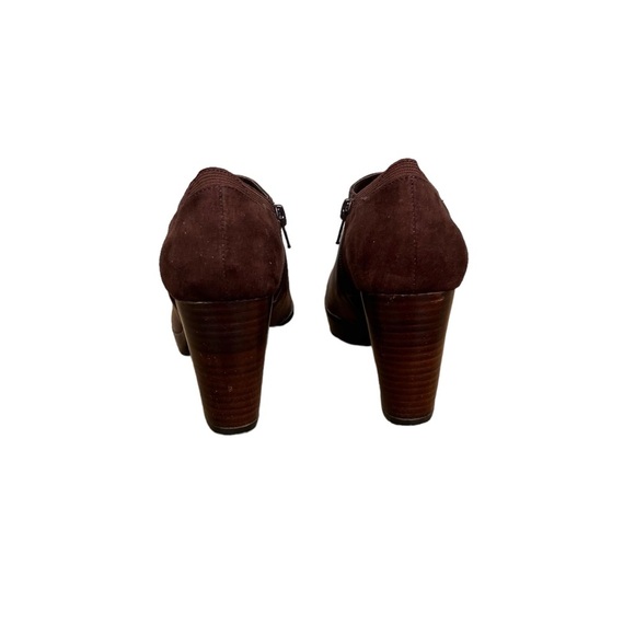 Bella Vita Leather and Suede Stacked Heel Ankle Boots. Size 7.5 - Picture 4 of 6